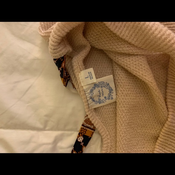 Flowy Top - Picture 2 of 3